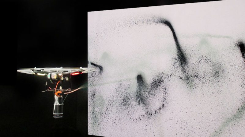 Drone et peinture