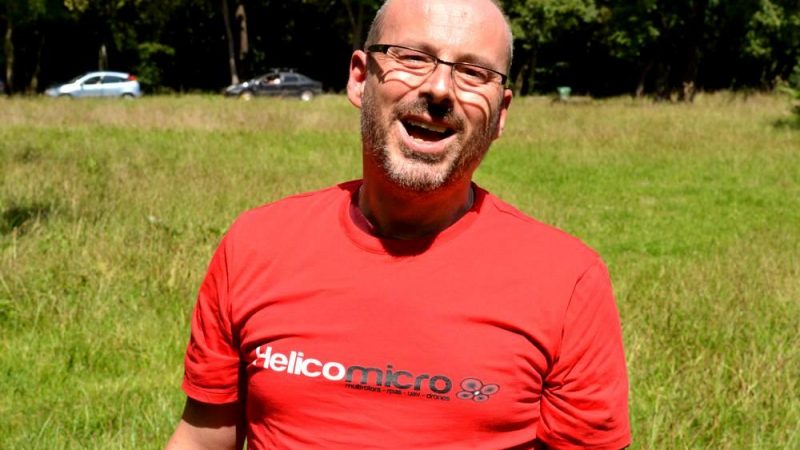 Le T-shirt Helicomicro