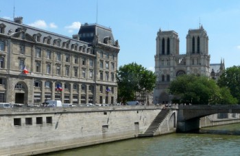 notre dame de paris 8a