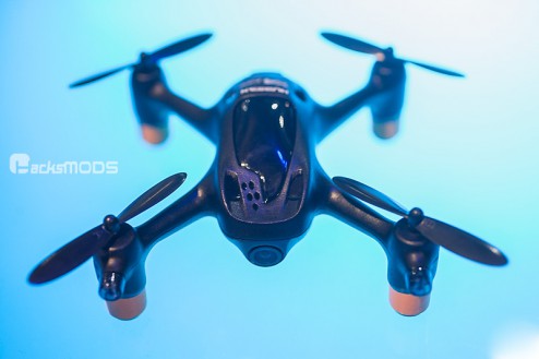 Hubsan X4 FPV Plus (H107D+) photographié au CES 2015 de Las Vegas