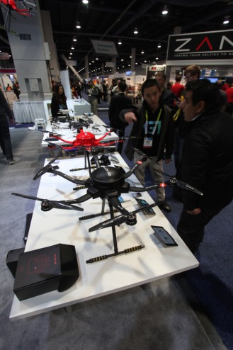 ces2015-ehang-02