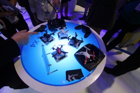 ces2015-hubsan-03