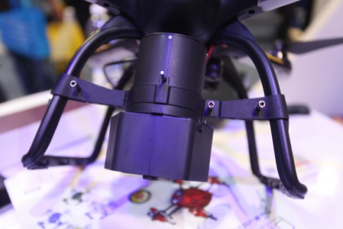 ces2015-hubsan-05