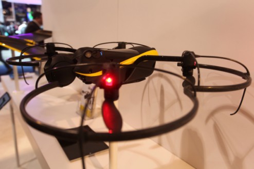 ces2015-parrot-04