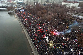 Manifestations à Moscou filmées depuis un drone.