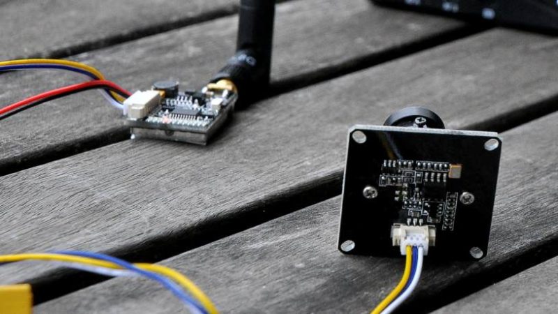 Eachine 700 TVL 32 CH, le test