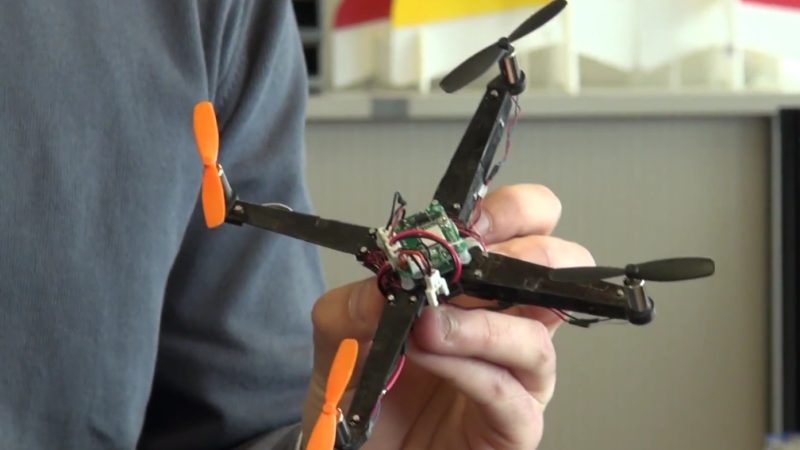 L’EPFL et le drone pliable
