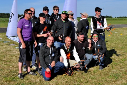 L'association Mini Racers, en région parisienne, avec un invité de marque en direct de Haute-Savoie...