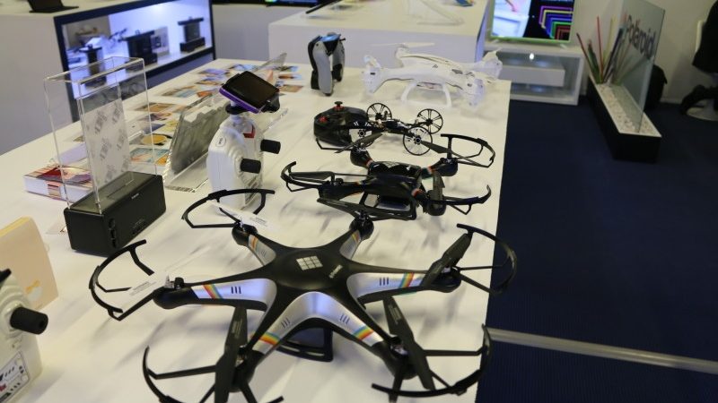 Polaroid et ses drones