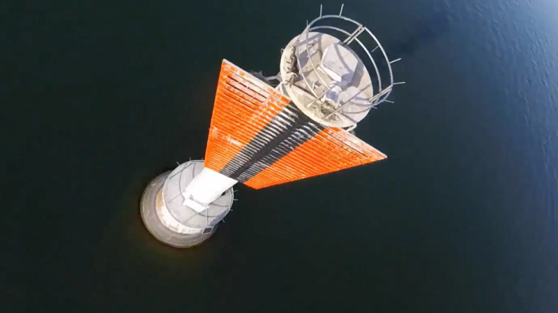 Freestyle tower over water