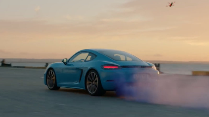 La Porsche 718 Cayman et les drones