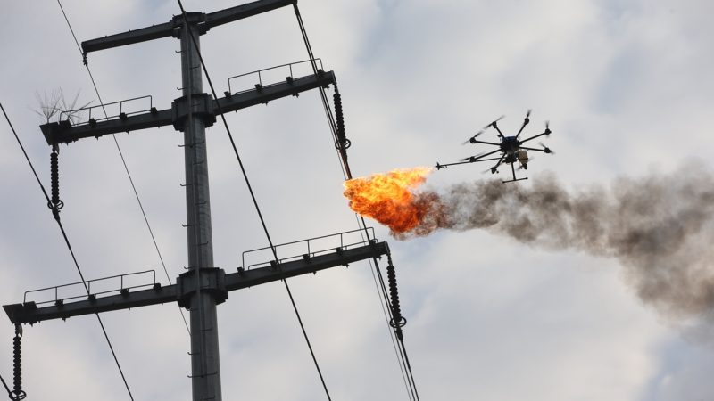 Drone lance-flammes