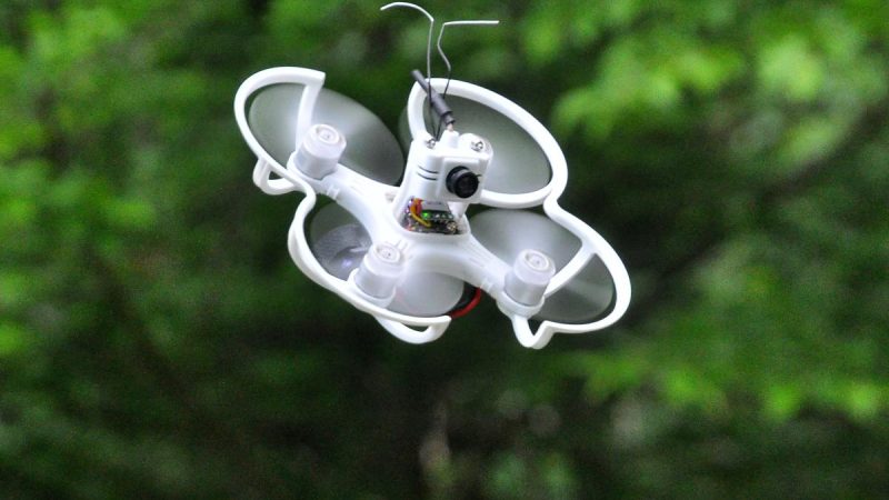 Emax Babyhawk 85, le test