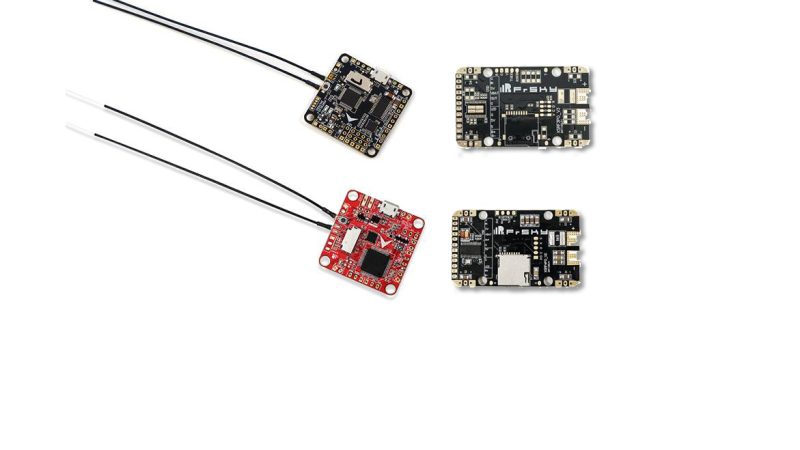 Quatre nouveaux contrôleurs de vol avec récepteurs FrSky