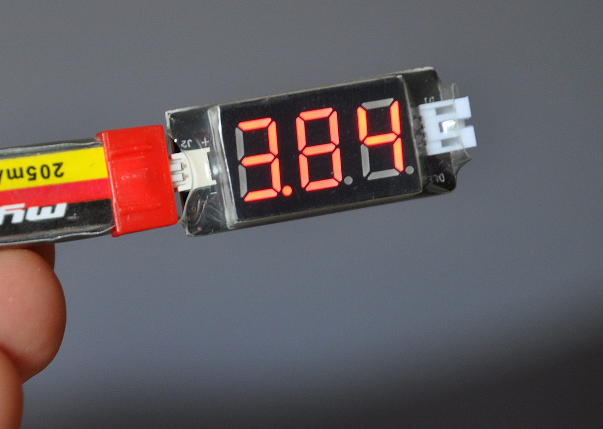 Voltage Checker Display, le test