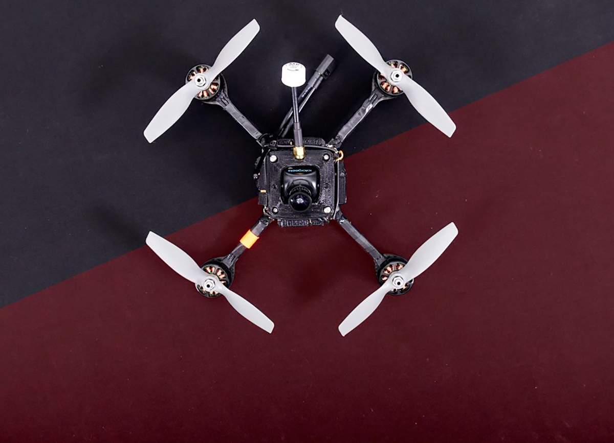 Record Guinness : RacerX, le multirotor le plus rapide !