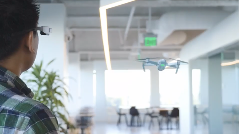 Un simulateur de Mavic Pro pour lunettes Epson Moverio BT-300