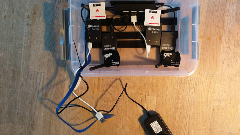 Cheap DIY FPV Split screen par Erik Borra
