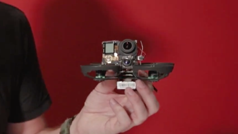 Casey Neistat et le nano drone Hummingbird