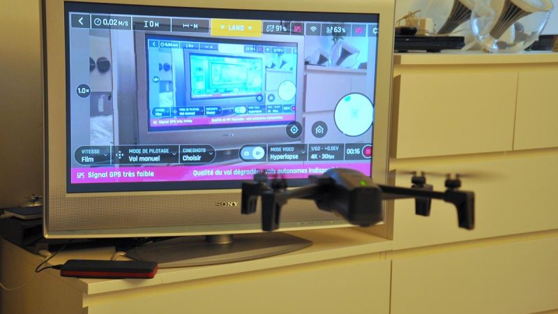 Piloter avec un retour vidéo HD même sans prise HDMI, c’est possible ?
