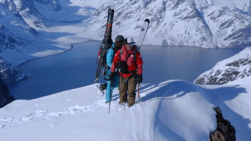 DJI Expedition Greenland : Ski Mountaineering (et la radiocommande mystère)