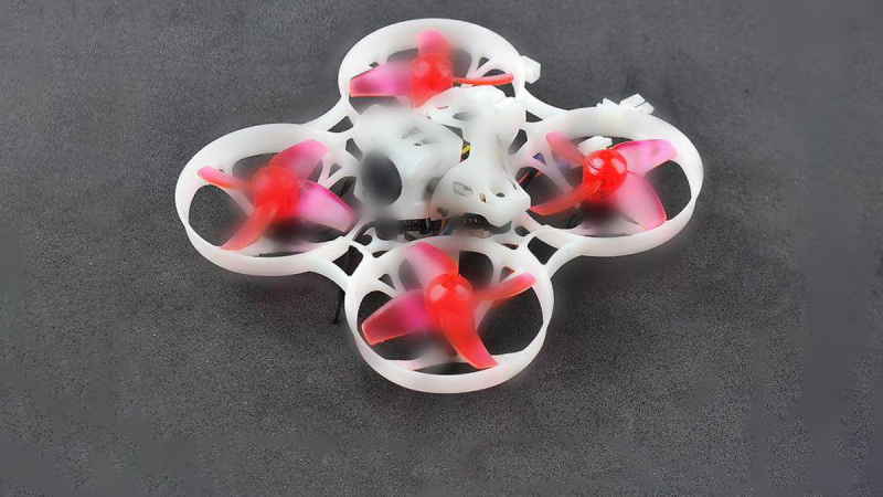 Eachine Trashcan, en approche