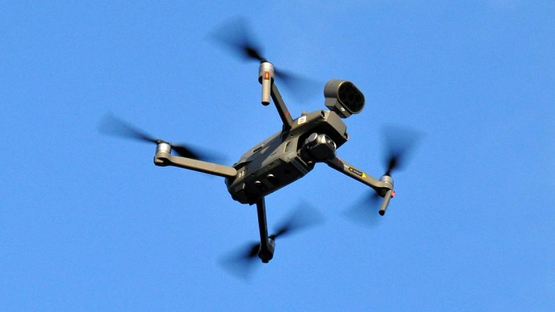 Les drones de la Police dans le viseur de la Quadrature du Net