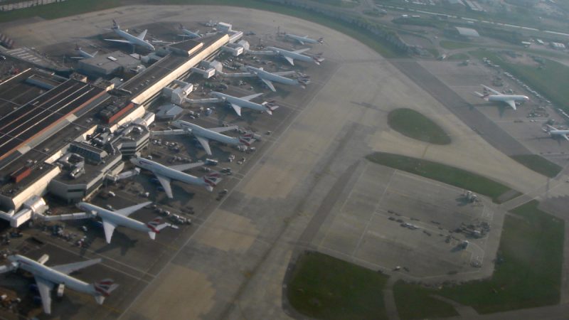 Aéroport de Heathrow : le signalement d&rsquo;un drone perturbe le trafic