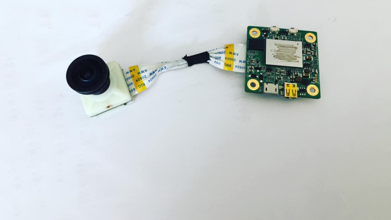 Hawkeye Firefly Split Cam, en approche