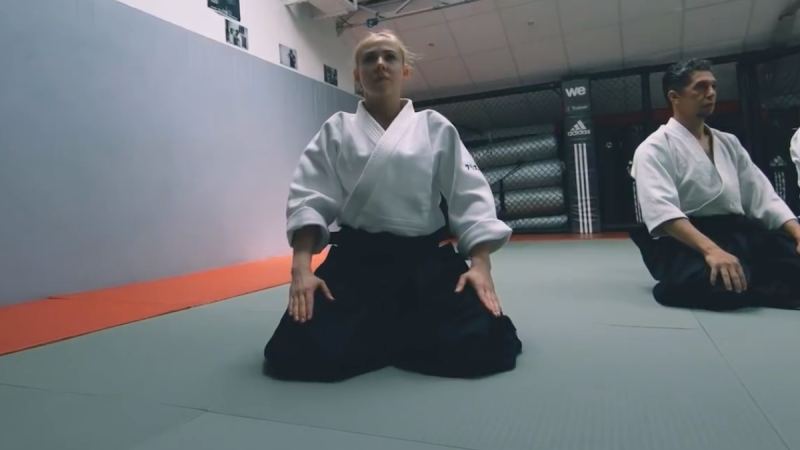 Around the Circle – Cinewhoop meets Martial Arts