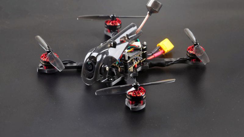 Happymodel Larva-X HD, en approche
