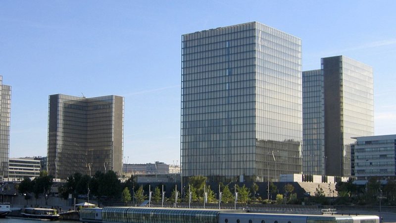Survol de la BNF François Mitterrand à Paris