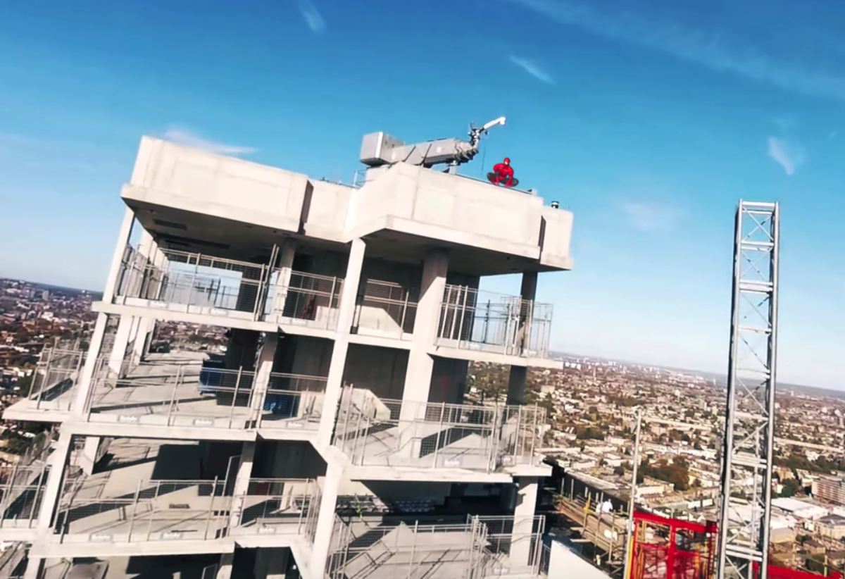 Dom FPV : Spiderman diving real life buildings (Fan video)