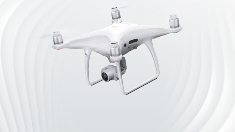 DJI : le Phantom 4 Pro v2.0 est de retour à la vente