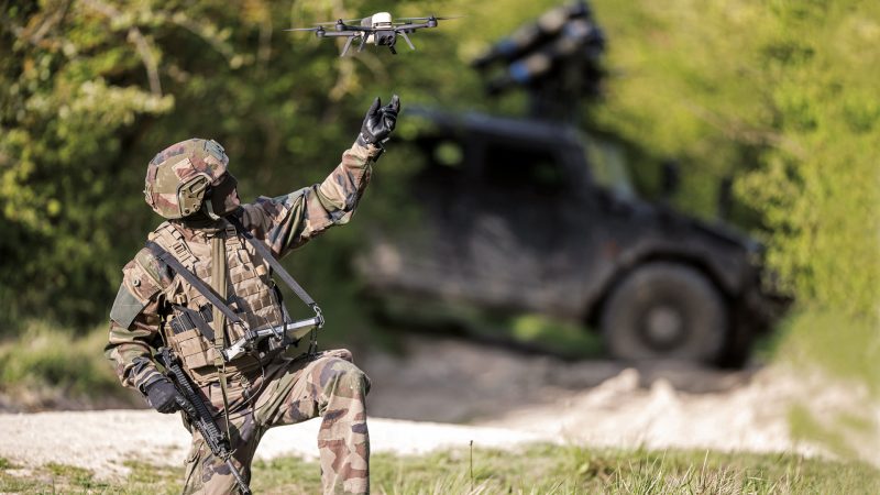 L’armée française va acquérir 2000 micro-drones d’ici à 2021