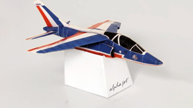 Rafale, Mirage, AlphaJet : les origamis de Dassault Aviation