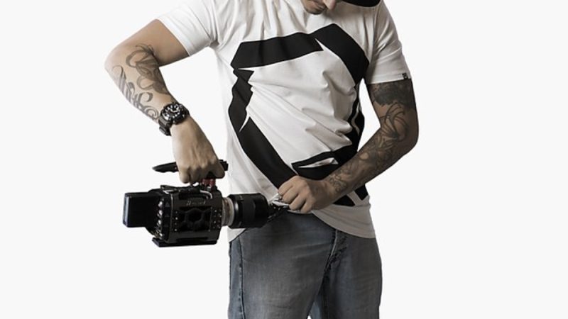 Propre, avec les T-shirts Holyshit !