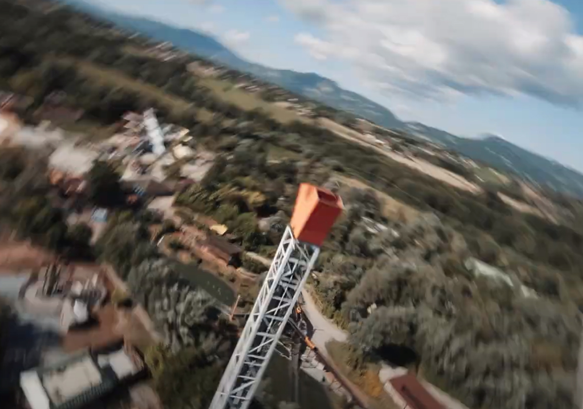 Stéphane Couchoud : FPV Drone vs Rollercoaster – Cinematic