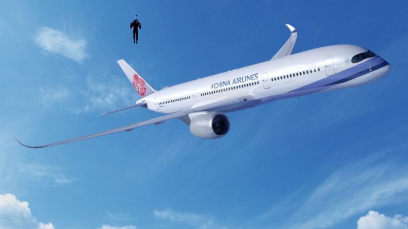 Los Angeles : croisement entre un avion et un jetpack (encore)