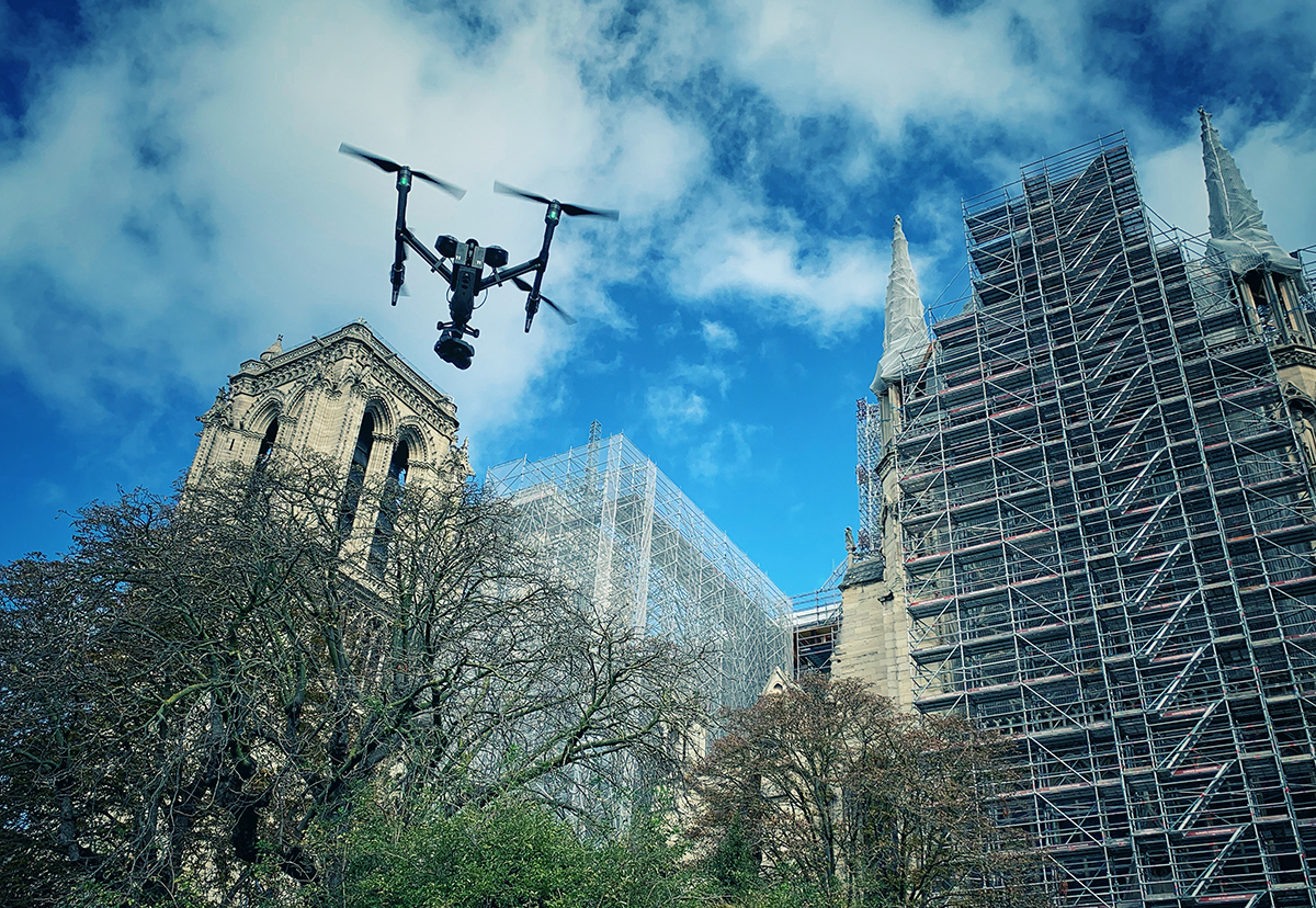 Freeway Drone : au-dessus de Notre-Dame de Paris