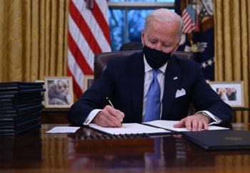 joe biden signe