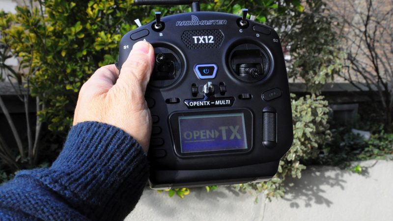 Radiomaster TX12, le test