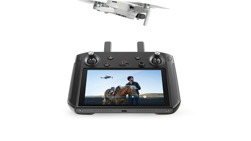 Mise à jour : le DJI Mini 2 fonctionne avec la radiocommande Smart Controller (avec correction d&rsquo;un bug batterie)