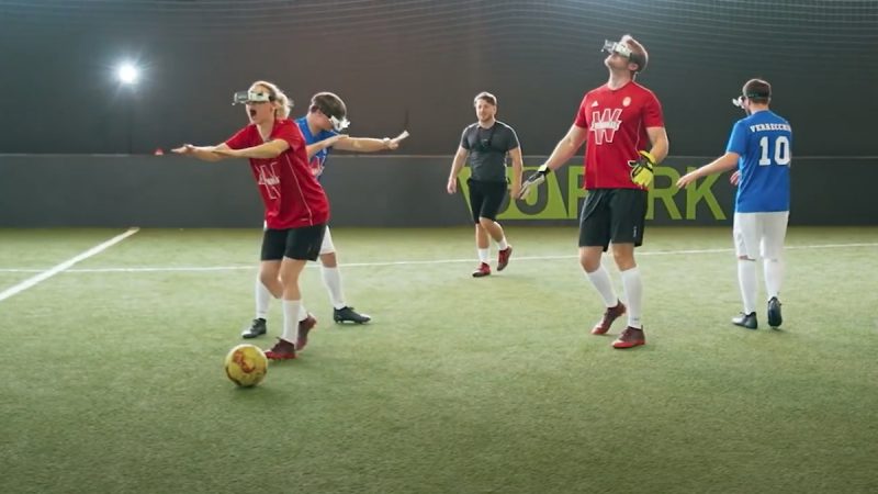 Mc Fly et Carlito, les YouTubeurs, le foot et les lunettes FPV