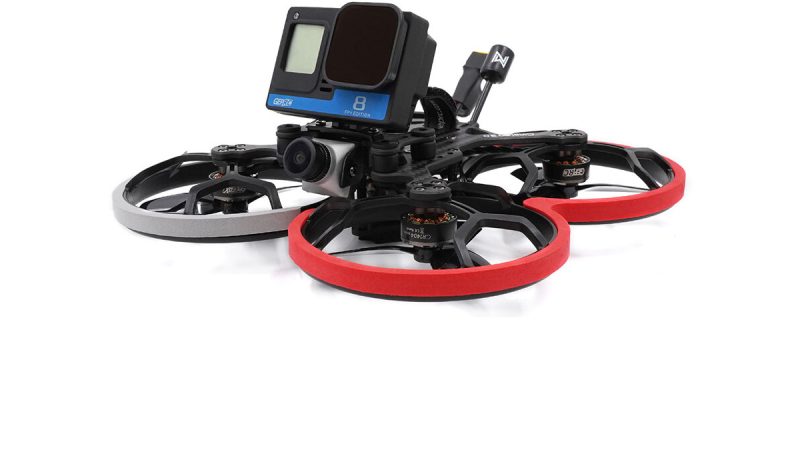 GEPRC CineLog30, un Cinewhoop en versions numérique et analogique