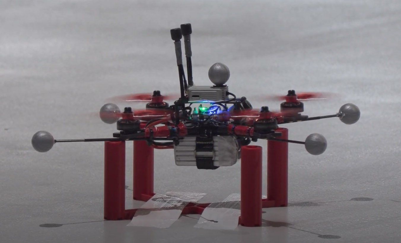 UZH Zürich : les drones autonomes sont capables de battre des FPV racers  pilotés par des humains - Helicomicro