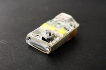 vifly strobe 00008 1200