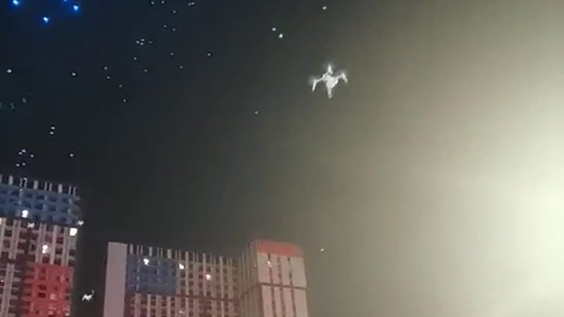 Chine : une autre vidéo du crash de l’essaim de drones pendant un show