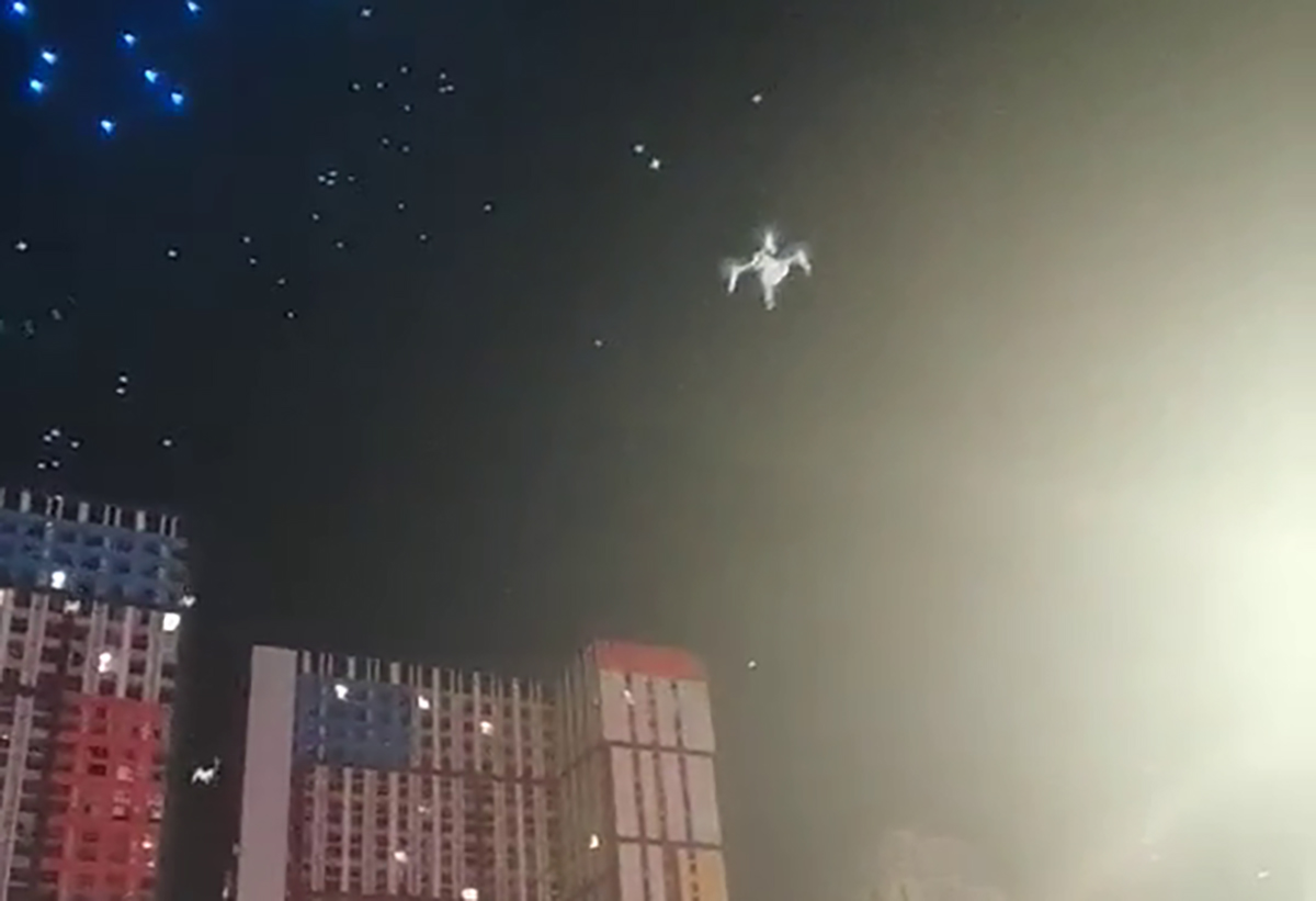 Chine : une autre vidéo du crash de l’essaim de drones pendant un show