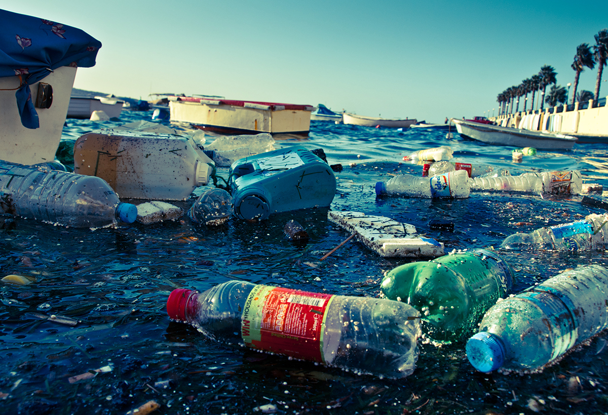 Avec AnimaMundi et Lagoon, les drones de DJI comptabilisent les bouteilles en plastique qui polluent les zones côtières